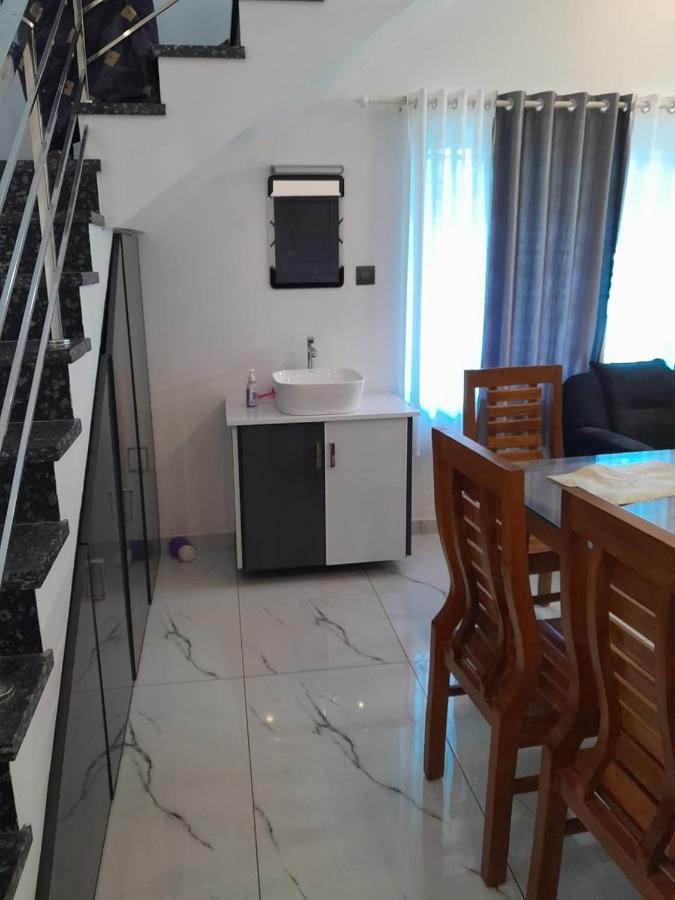 Enocean Homestay Cseráj-part Kültér fotó