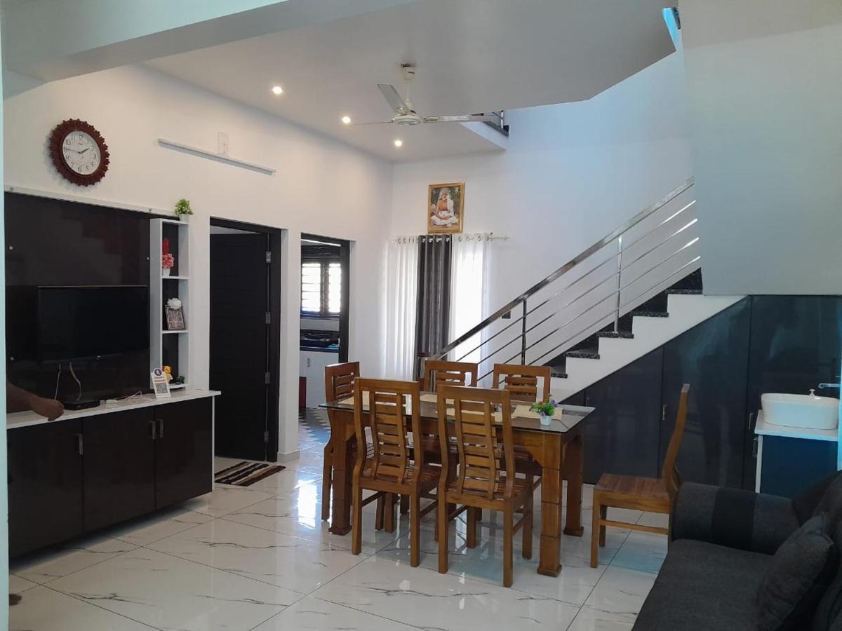Enocean Homestay Cseráj-part Kültér fotó