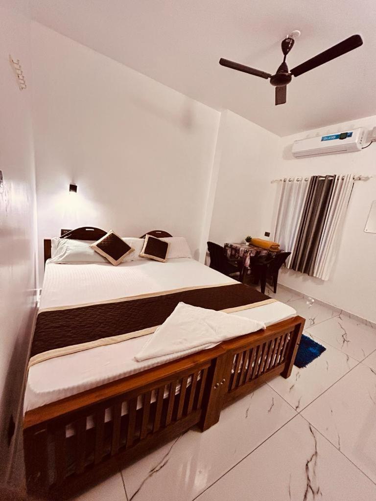 Enocean Homestay Cseráj-part Kültér fotó
